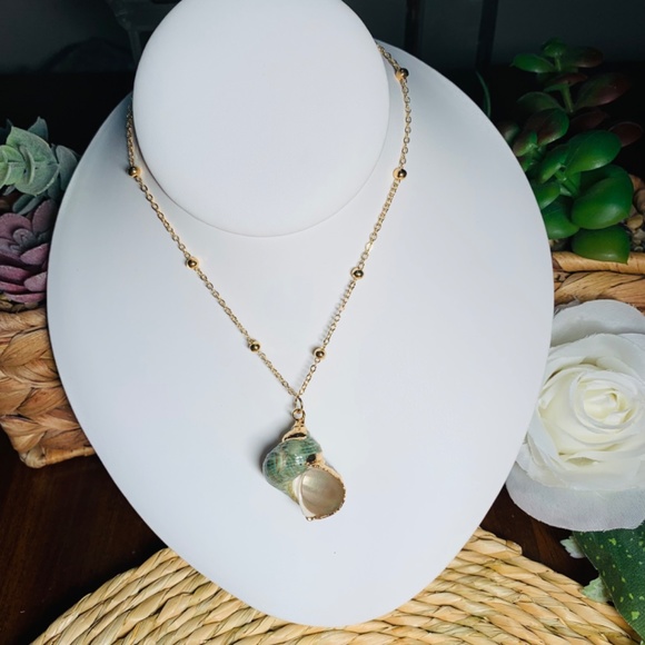 Beachy Green Conch Shell Necklace with Gold Painted Accents, 22”-23.5” - Picture 3 of 10